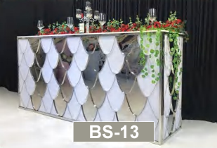 Wavy Silver & Black Counter